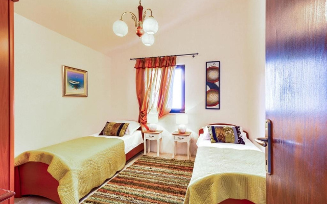 Apartment Lidi - by the sea; A2-kat Rogoznica, Riviera Sibenik