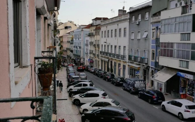 TT Anjos Lisbon Rooms