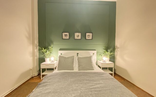 Sleek Flat With Central Location in Beyoglu