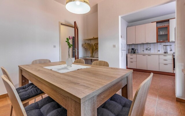 Amazing Home in Medulin With 7 Bedrooms and Wifi