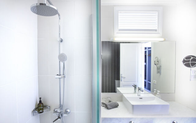 Coral Suites & Spa