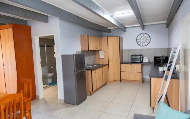 Glen Maine Guest House & Self-Catering, Menlyn, Lynnwood Glen