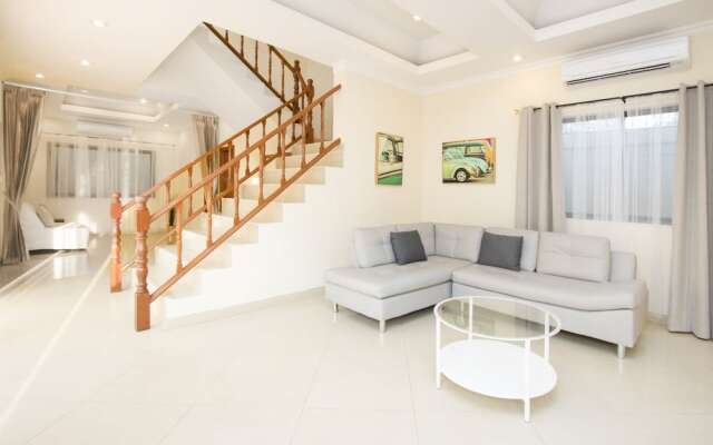 Avoca Pool Villas