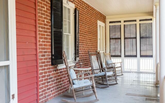 Holladay House B&B