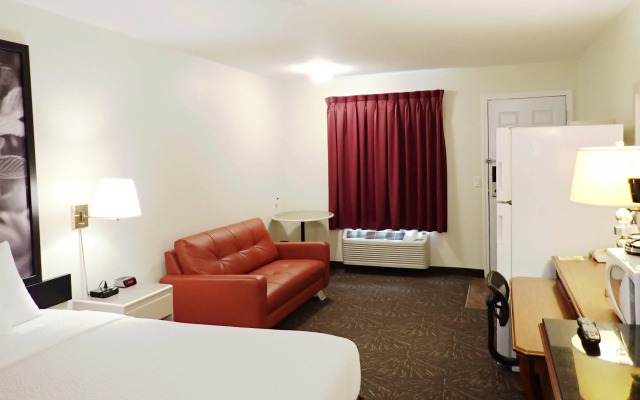 Days Inn by Wyndham Taber