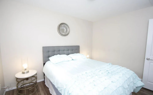 Hampton 3bd 2br near Airport