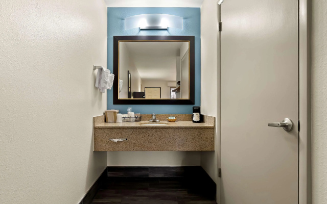 Best Western Greenville Inn