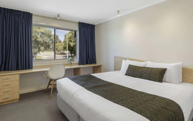 Ramada Encore by Wyndham Belconnen Canberra