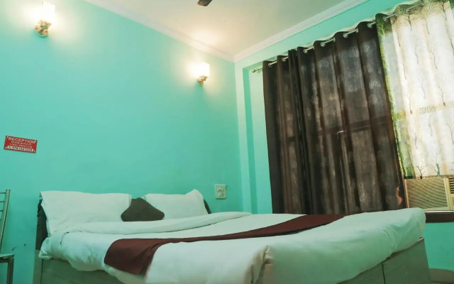 Hotel Shaurya
