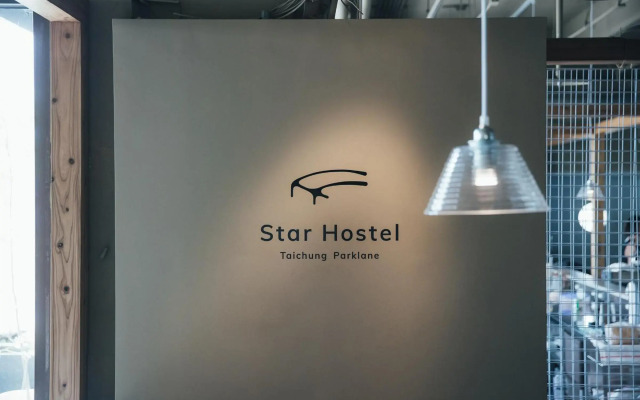 Star Hostel Taichung Parklane