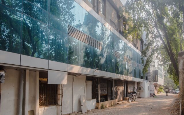 OYO 16446 Hotel Veera Residency