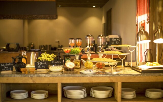 LUX* Tea Horse Road Benzilan Hotel