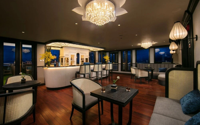 O'Gallery Lotus Cruise