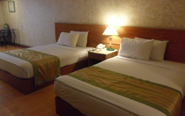 Atrium Hotel