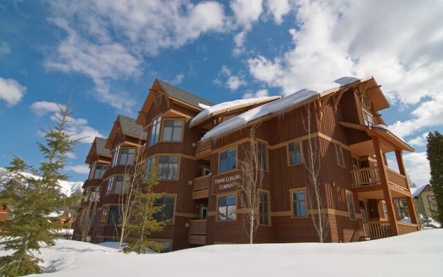 Timberline Lodges by Fernie Lodging Company