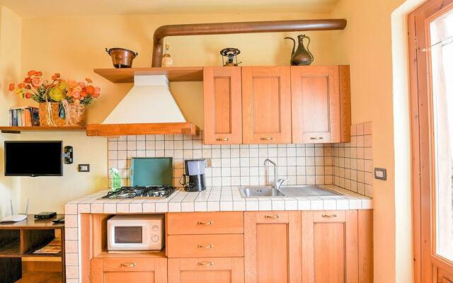 Spacious Holiday Home in Lamporecchio With Pool