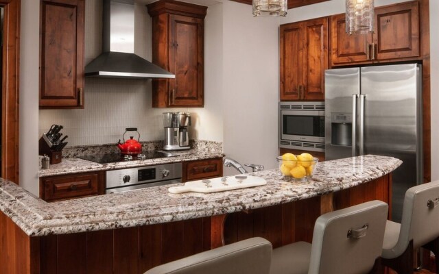 Vail Ritz Carlton 2 Bed