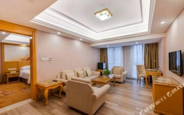 Vienna Hotel Dongguan Shatian Humen Port
