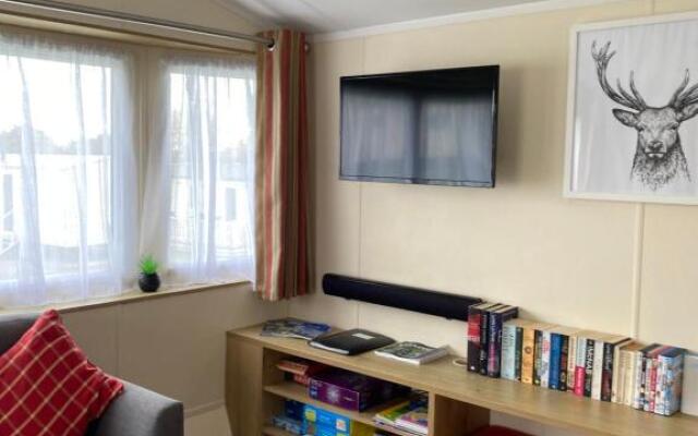 62 Solent Village