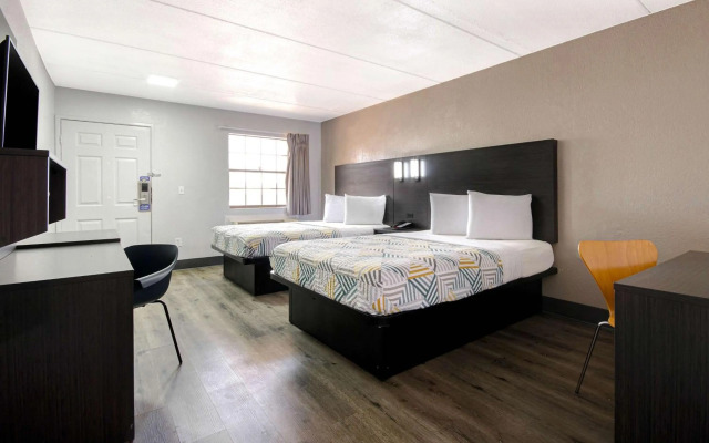 Motel 6 San Antonio, TX - Northwest Medical Center