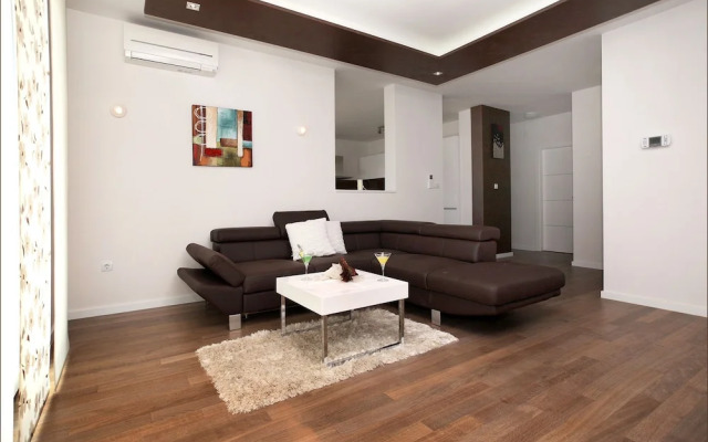 Villa Lucas