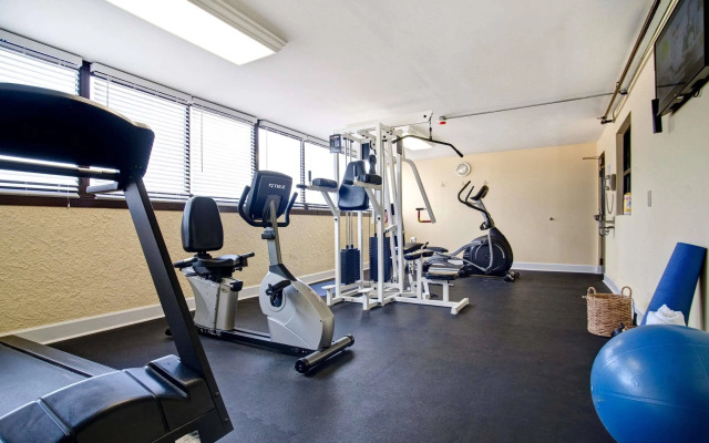 Best Western Ocean Sands Beach Resort