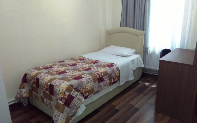 Bahar Hostel