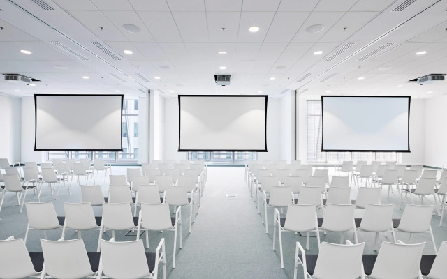 H4 Hotel Wyndham Paris Pleyel Resort