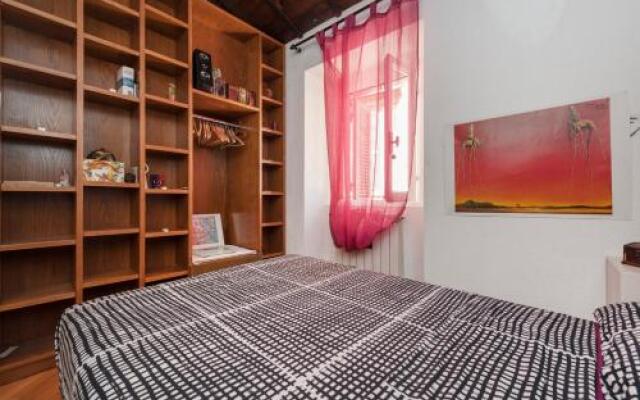 Campo De'Fiori Apartment