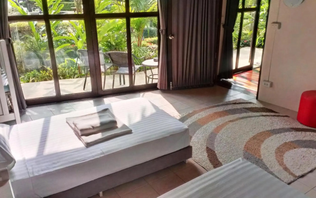 Amber Sands Beach Resort
