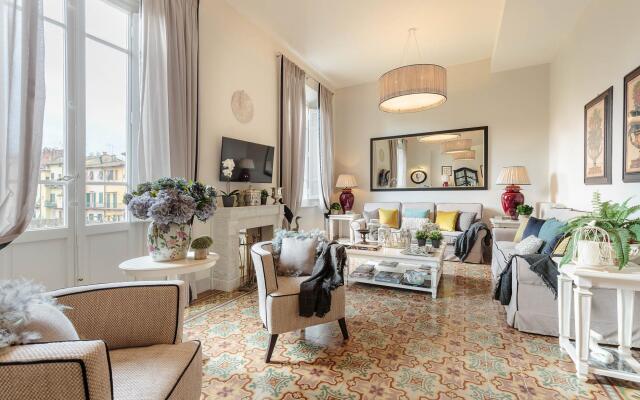 The Park View Apartment