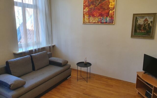WINWINSTAY Old Town Riverside Apartment