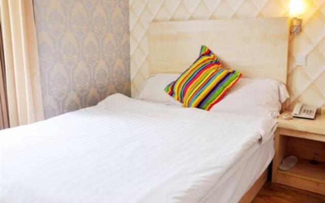 Qingdao Four Seasons Sunshine Business Hotel