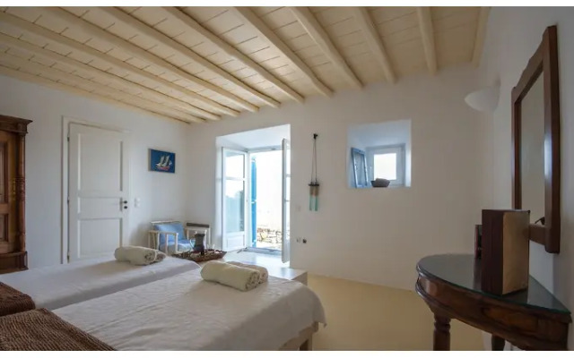 Villa Cycladic Breeze Tranquil & Private