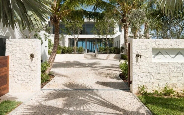 Villa Awa