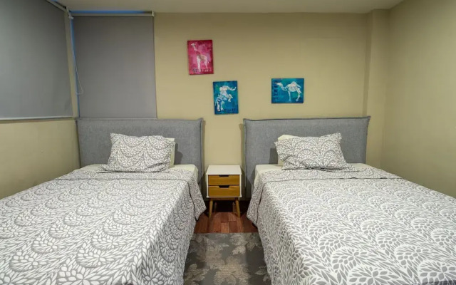Polanco Apartment - Elevator, Parking- Sleeps 10