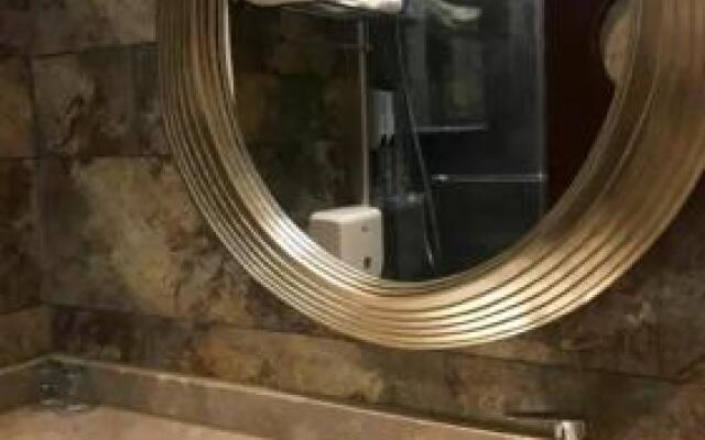 Shenzhen You Ran Ju Hotel