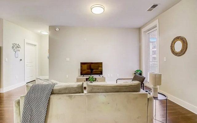 Luxurious 1BR Dilworth Apt on Greenway