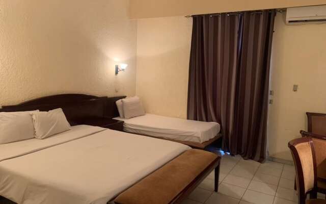 Hotel Mariador Palace