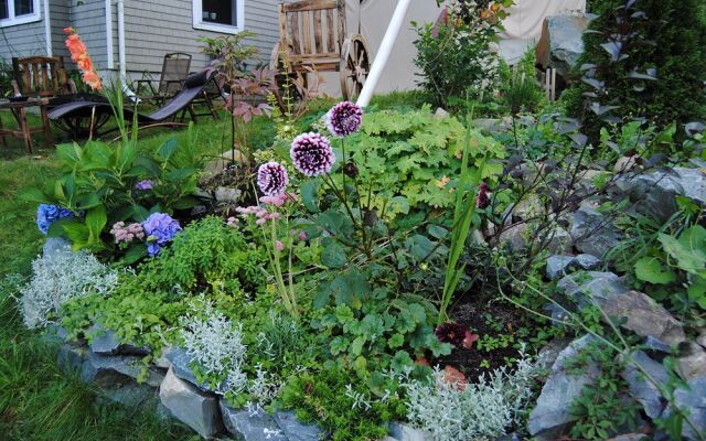 Ascendence Halifax Bed & Breakfast