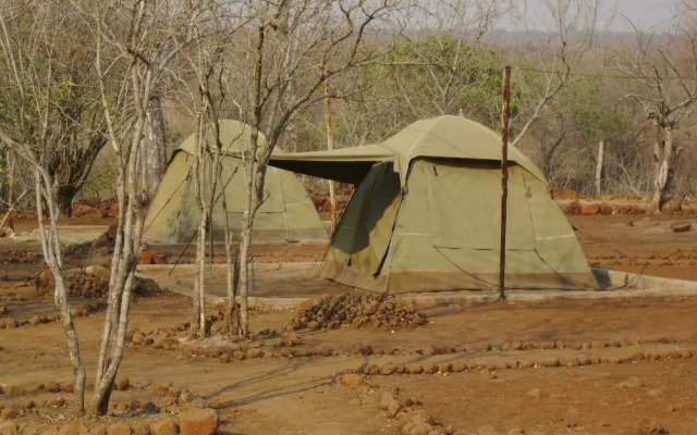 Liya Lodge and Campsite