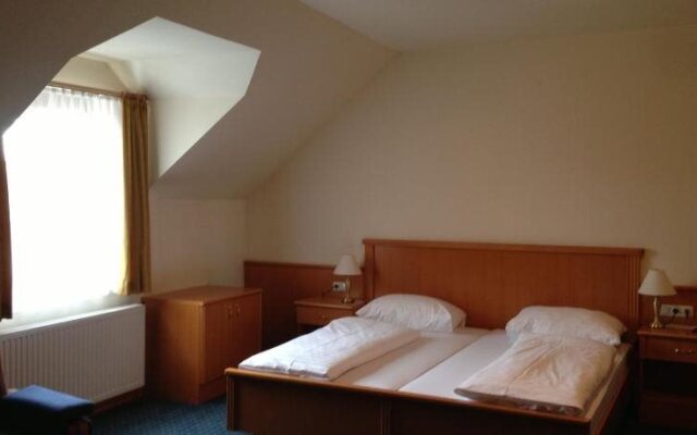 Eisenbocks Strasser Hof