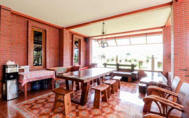 Pak Dhe Homestay