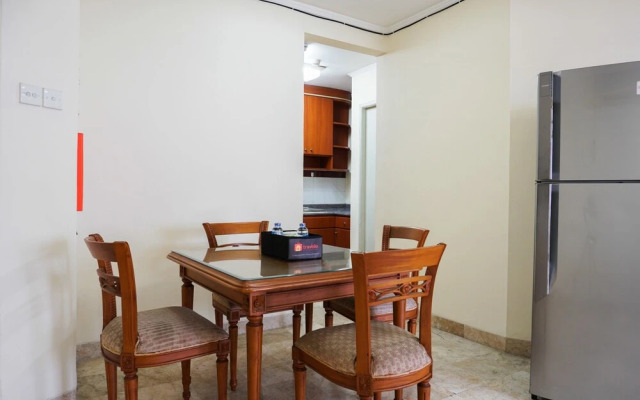 The Classic 2br Beverly Tower Apartment