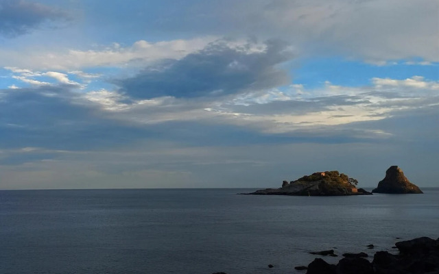 Design Apartment With Terrace by Wonderful Italy