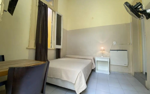 Mitre Suites Hotel