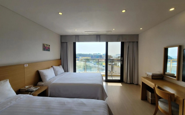 Bk Hotel Jeju