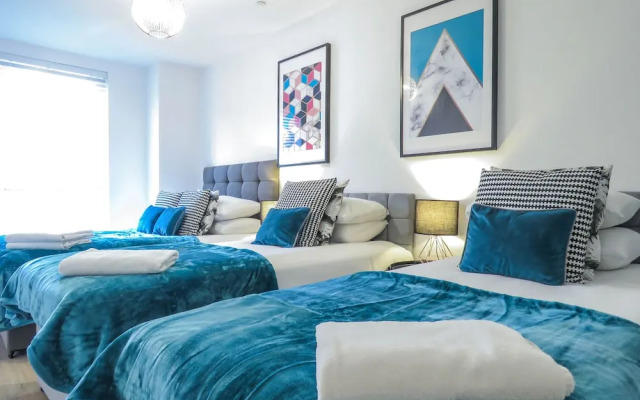 Tudors eSuites Birmingham Canalside Apartments