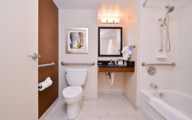 Fairfield Inn & Suites by Marriott Rochester West/Greece