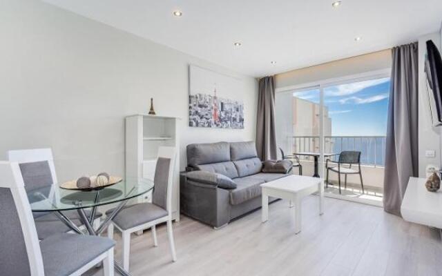 1ST Line Beach apartement in center of Marbella.
